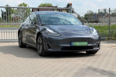 2020' Tesla Model 3 Long Range AWD