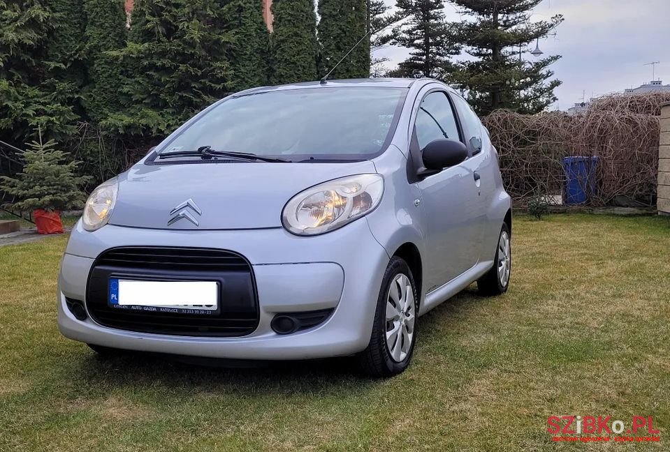 2010' Citroen C1 photo #3