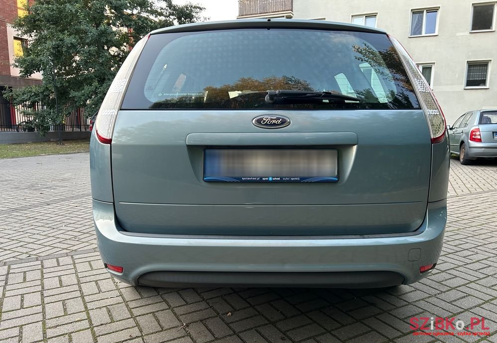 2009' Ford Focus photo #4