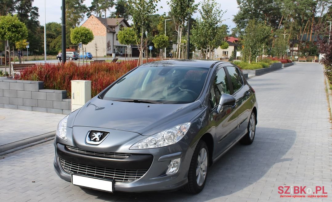 2008' Peugeot 308 photo #1