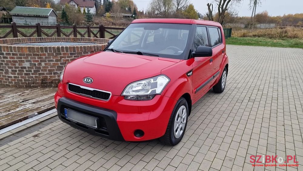 2010' Kia Soul 1.6 Xl photo #4