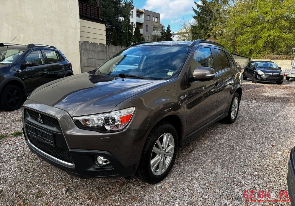 2012' Mitsubishi ASX photo #1