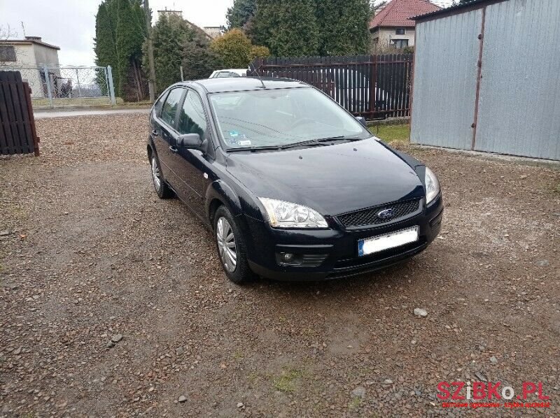 2008' Ford Focus photo #3