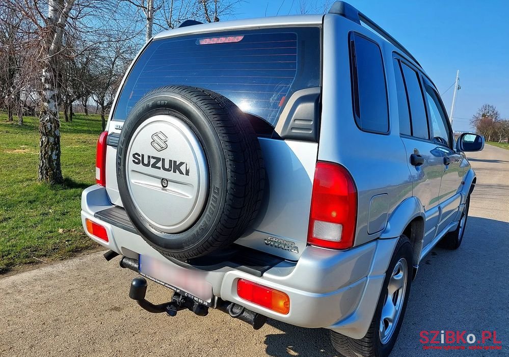 2004' Suzuki Grand Vitara photo #5
