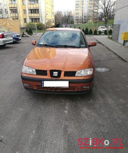 2001' SEAT Ibiza photo #2