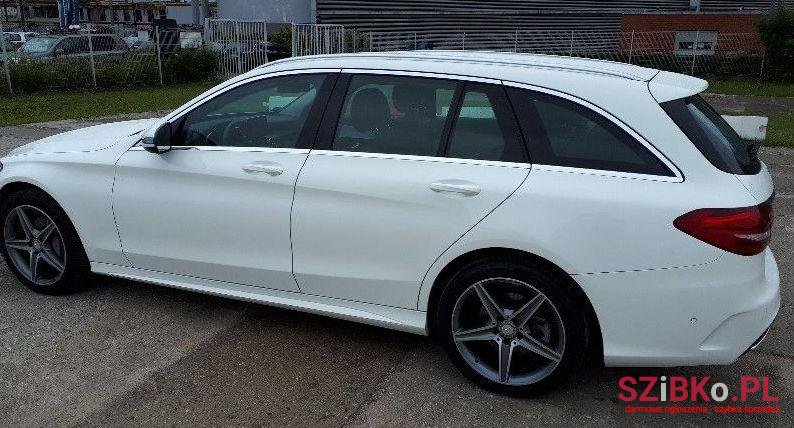 2016' Mercedes-Benz Klasa C photo #2