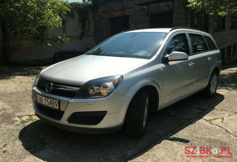 2007' Opel Astra photo #1