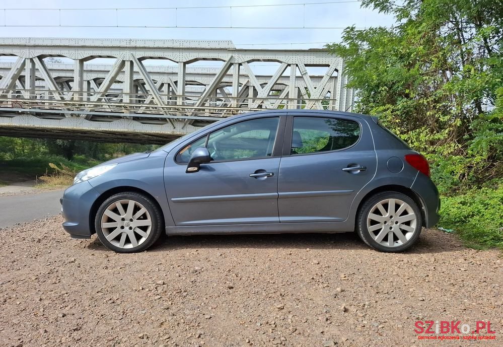2007' Peugeot 207 150 Turbo Platinum photo #5