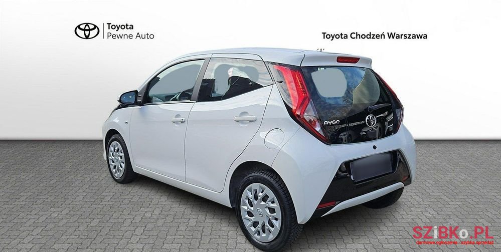 2021' Toyota Aygo photo #3