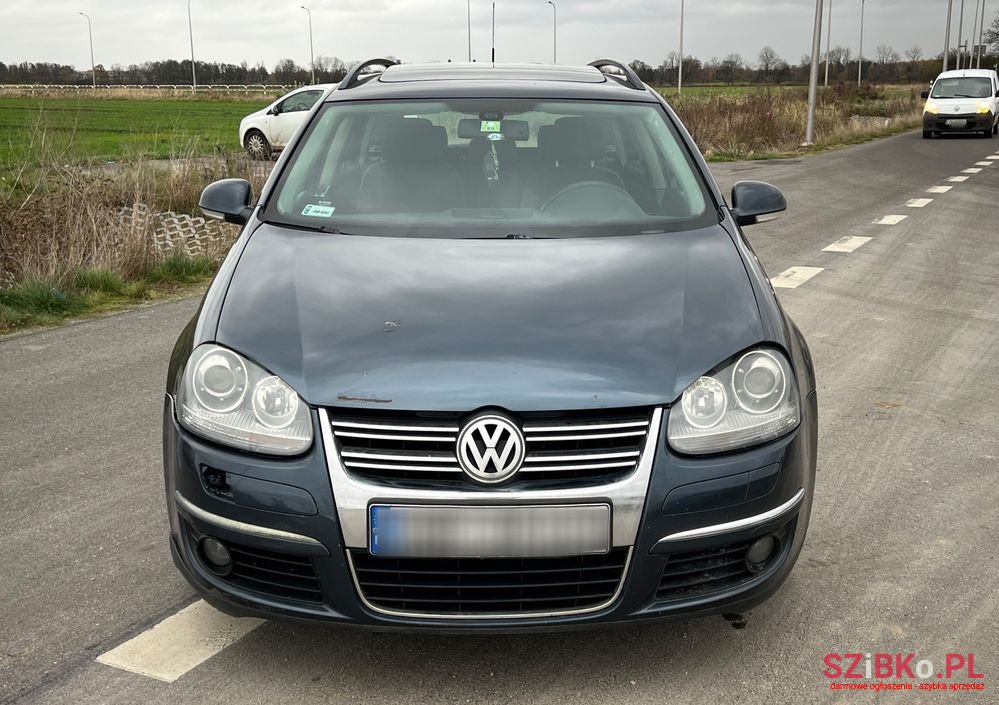 2007' Volkswagen Golf photo #6