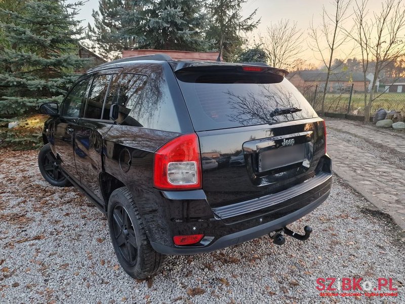 2012' Jeep Compass 2.0 4X2 Sport photo #4