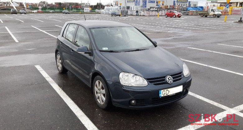 2007' Volkswagen Golf photo #2