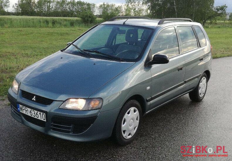 2003' Mitsubishi Space Star photo #2
