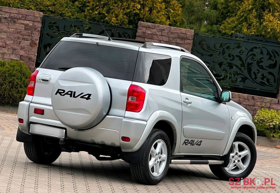 2002' Toyota RAV4 photo #5