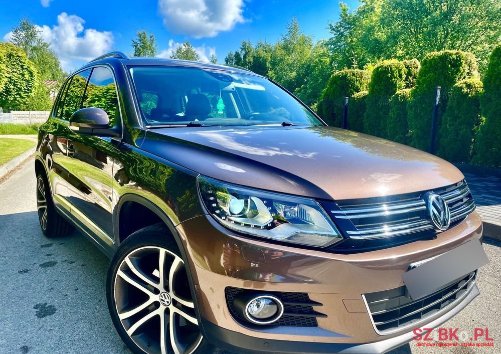 2012' Volkswagen Tiguan photo #1