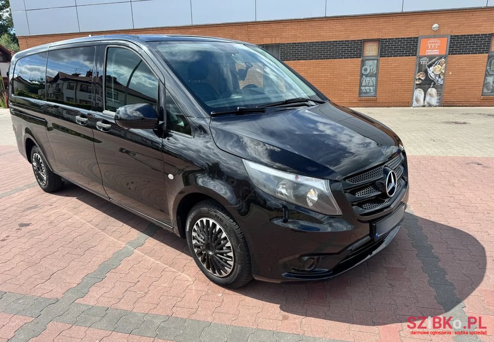 2017' Mercedes-Benz Vito photo #3