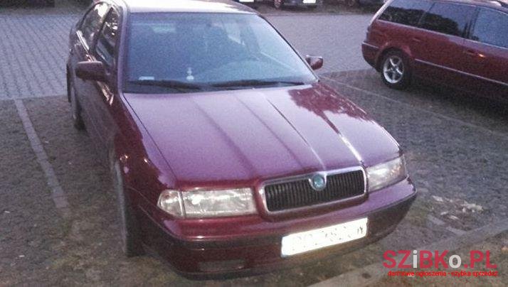 1998' Skoda Octavia photo #2