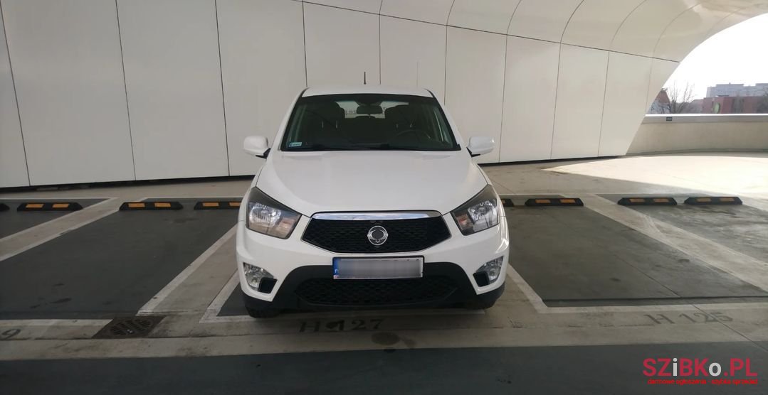 2012' SsangYong Actyon photo #3