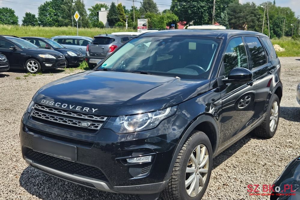 2019' Land Rover Discovery Sport photo #6