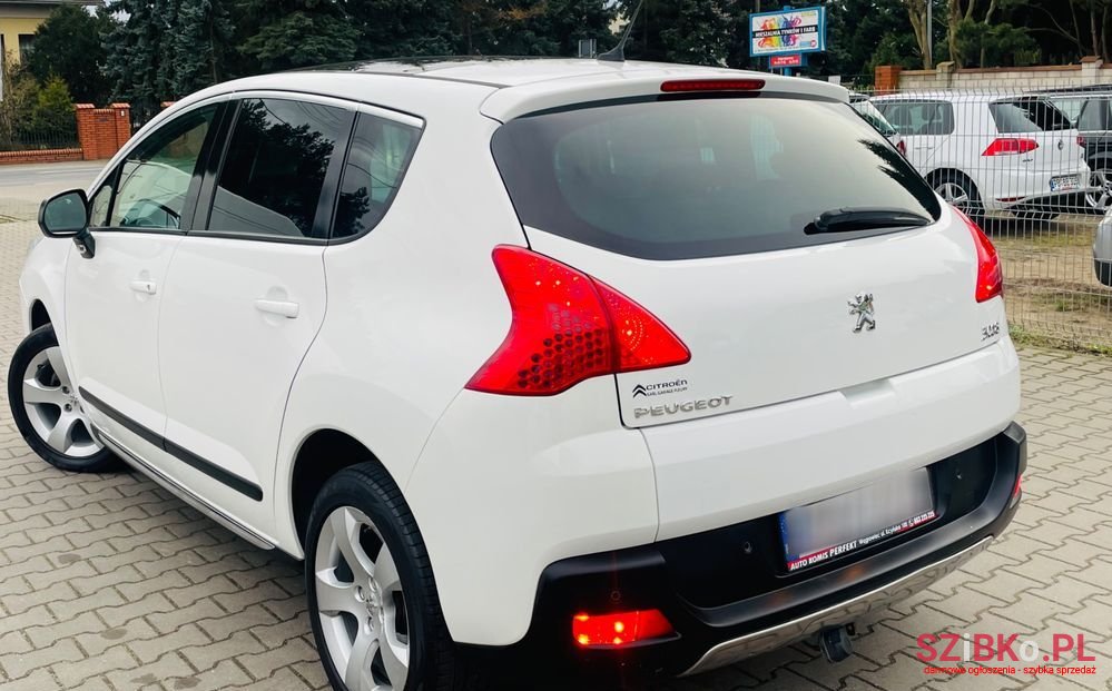 2011' Peugeot 3008 photo #5