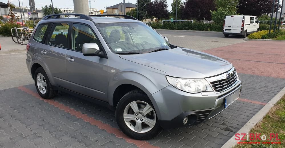 2008' Subaru Forester 2.0 Xe 000 photo #2