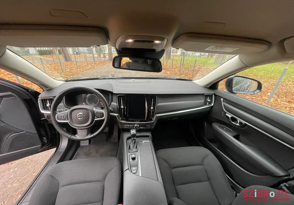 2019' Volvo V90 photo #5
