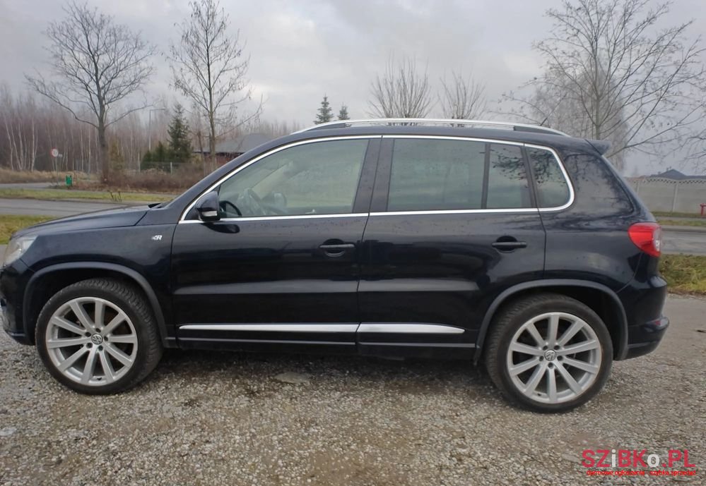 2009' Volkswagen Tiguan photo #6