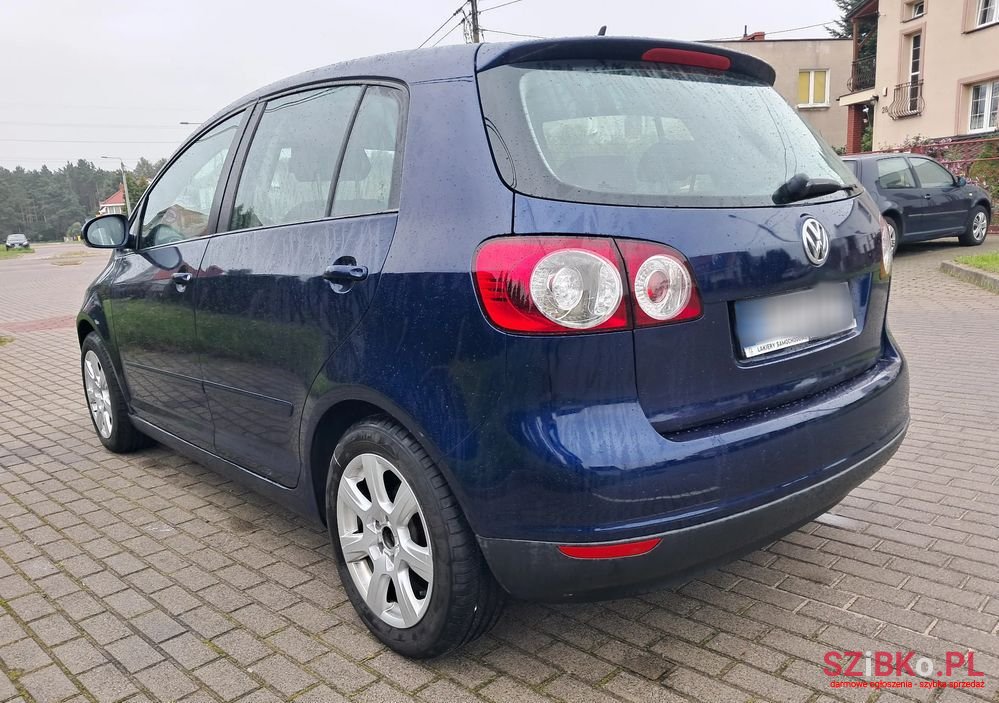 2006' Volkswagen Golf photo #6