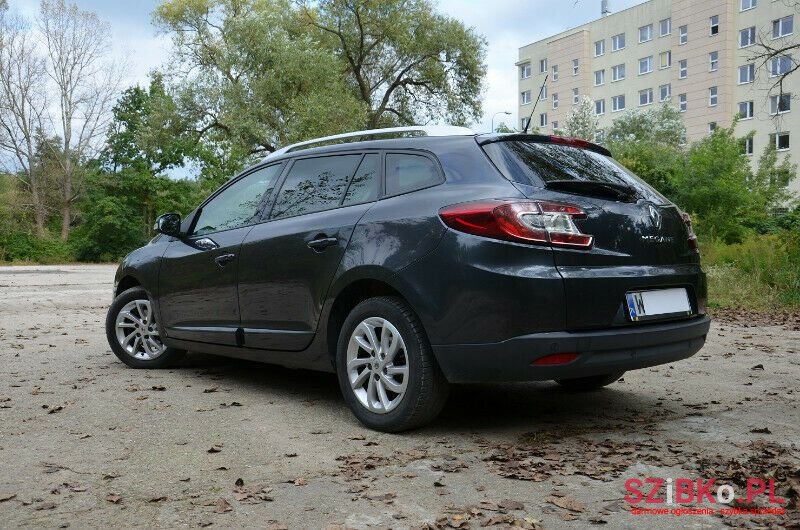 2012' Renault Megane photo #5