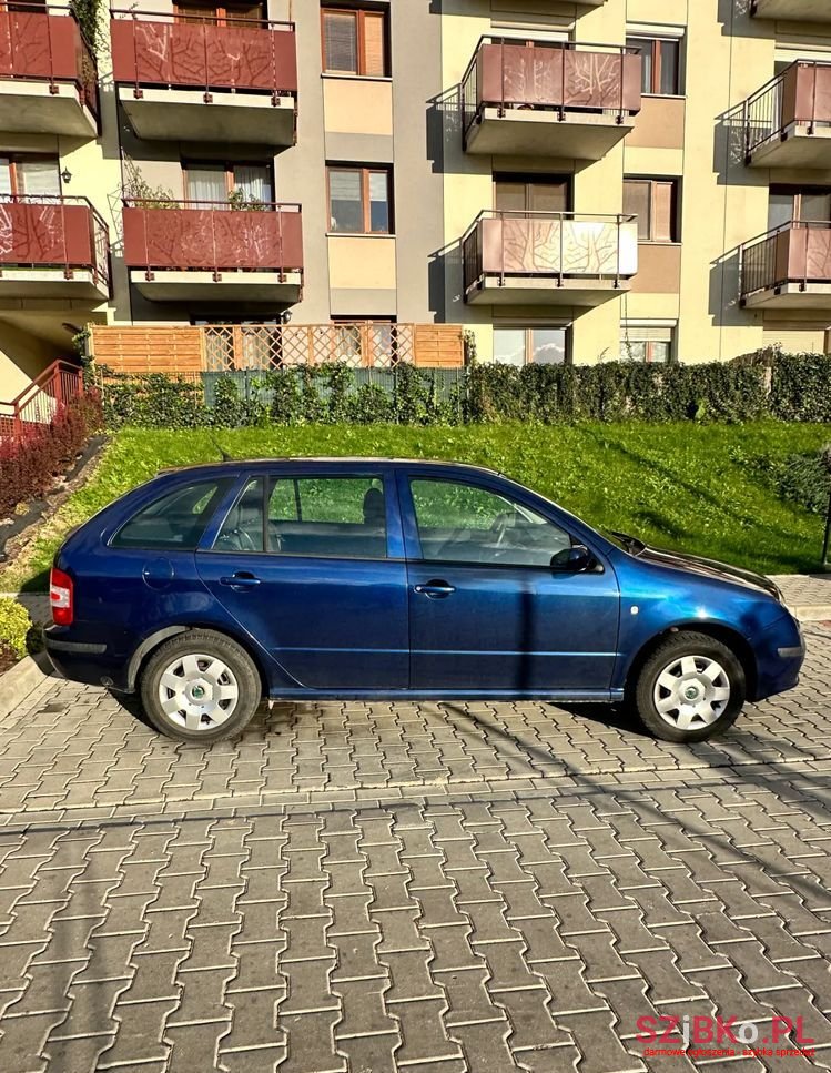 2006' Skoda Fabia 1.4 16V Classic photo #2