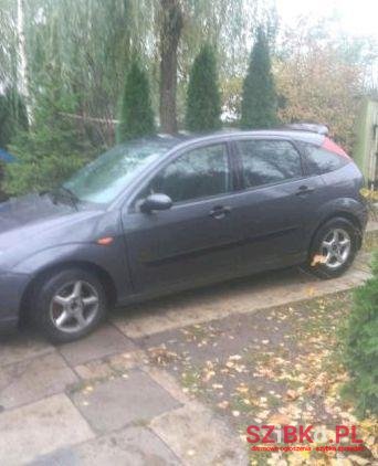 2003' Ford Focus photo #1