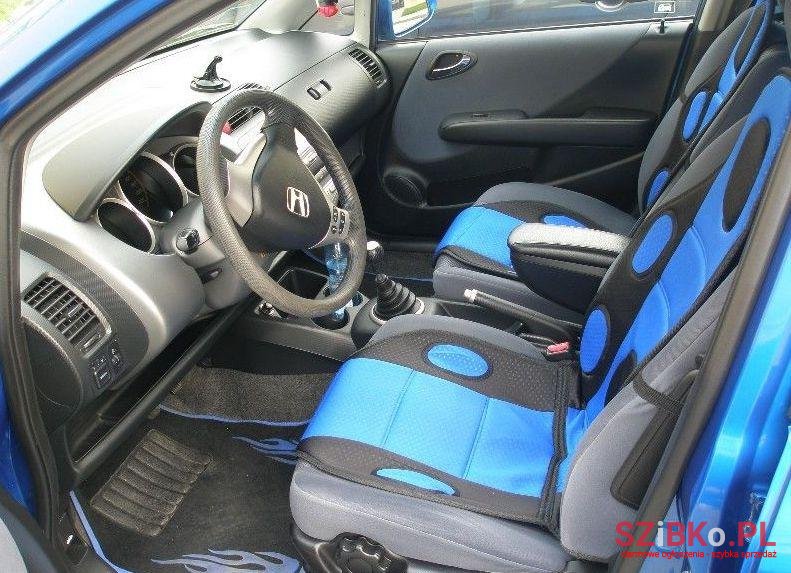 2005' Honda Jazz photo #2
