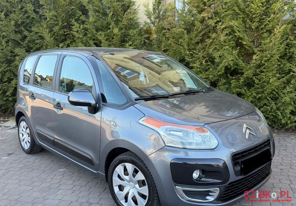 2011' Citroen C3 Picasso photo #4
