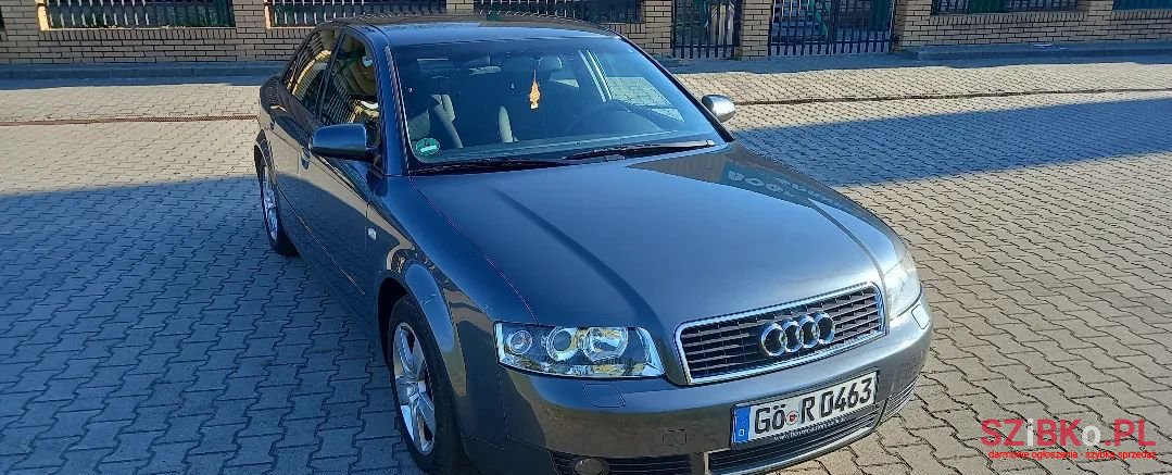 2002' Audi A4 photo #1