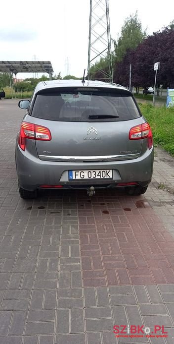 2013' Citroen C4 Aircross photo #6