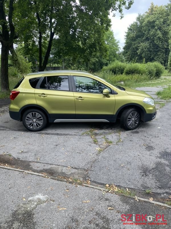 2014' Suzuki SX4 S-Cross photo #5