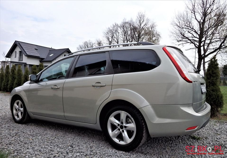 2008' Ford Focus Sport photo #3