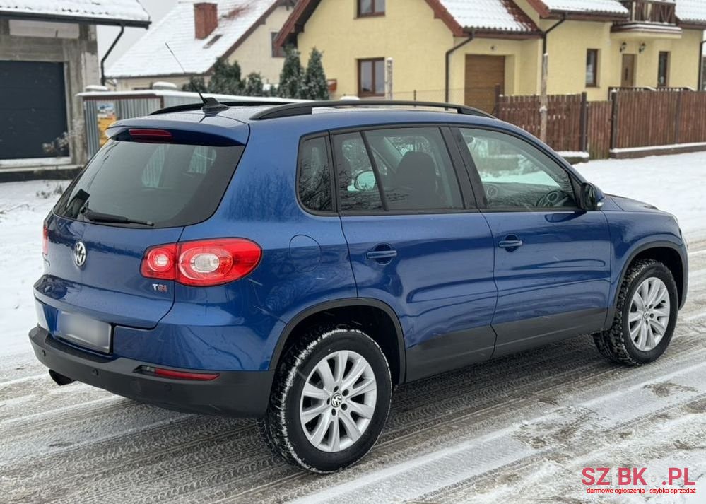 2009' Volkswagen Tiguan photo #4