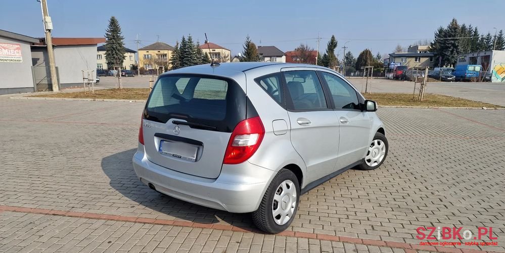 2011' Mercedes-Benz A-Class photo #4