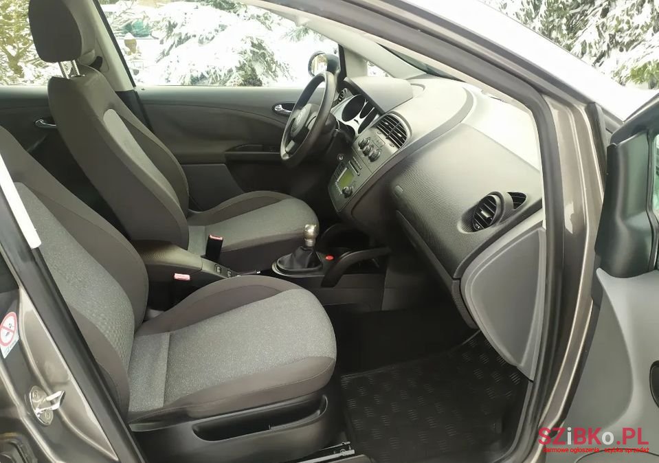 2006' SEAT Altea photo #5