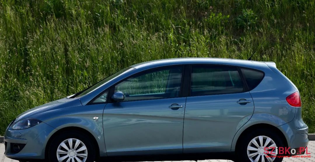 2004' SEAT Altea photo #6