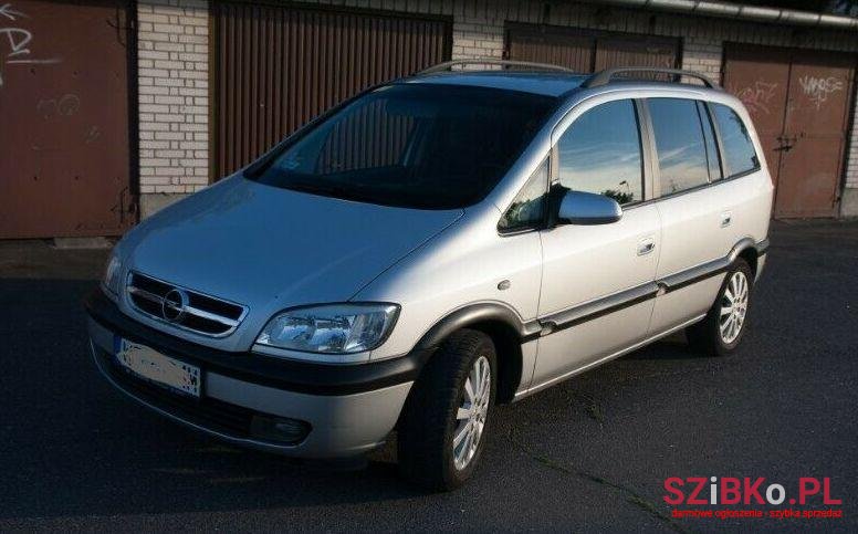 2003' Opel Zafira photo #1