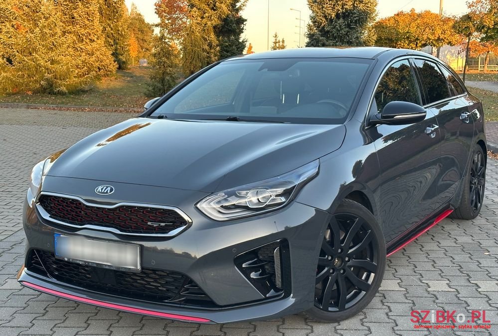 2019' Kia Proceed photo #1