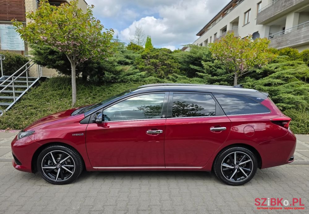 2018' Toyota Auris photo #4