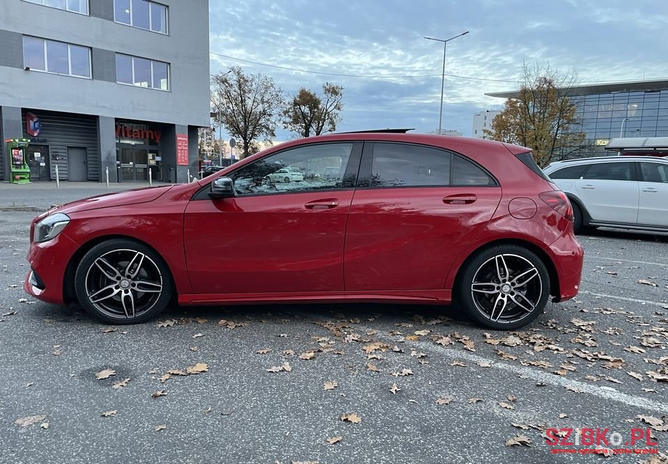 2016' Mercedes-Benz Klasa A photo #4