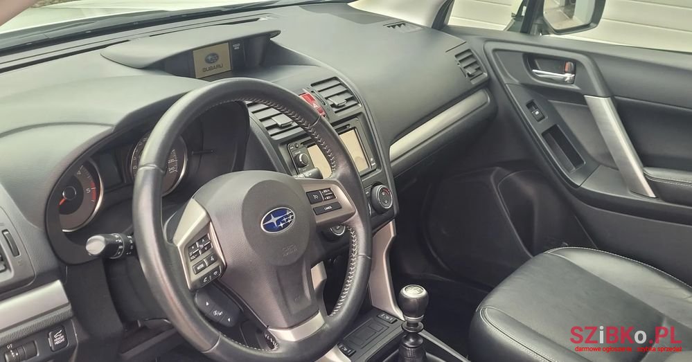 2013' Subaru Forester 2.0D Platinum photo #3