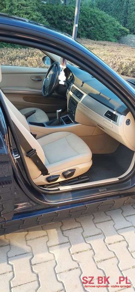 2007' BMW 3 Series 318I photo #3