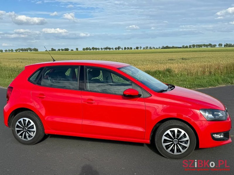 2011' Volkswagen Polo 1.4 16V Comfortline photo #2