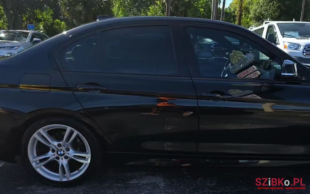 2014' BMW 3 Series photo #5