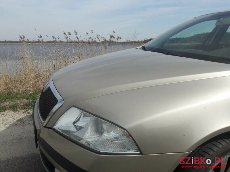 2006' Skoda Octavia photo #3